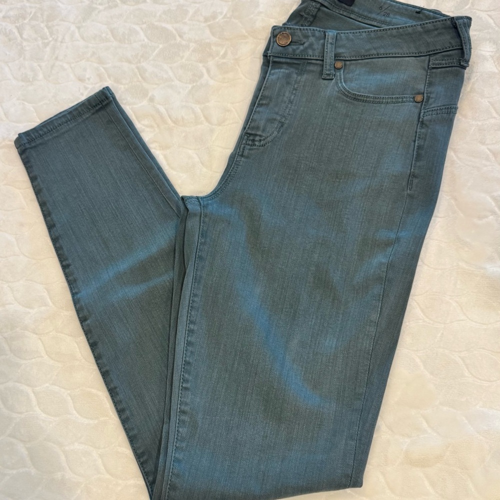 Liverpool of Los Angeles Sage Women's skinny Jeans